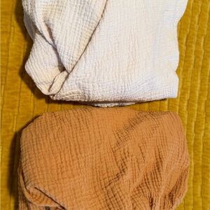 Cream and Orange Mini Crib Sheets